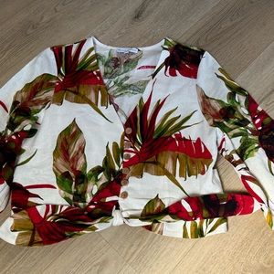 Maison d’ Amelie colorful jungle themed long sleeve with 5 buttons